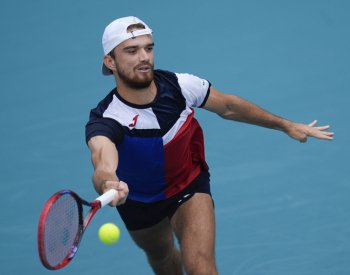 Tenista Macháč před zápasem druhého kola odstoupil z turnaje v Barceloně