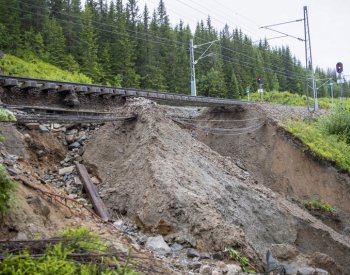 Povodně ochromily jih Norska, nebezpečí není zažehnáno