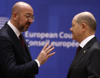 EU přijme další sankce vůči Íránu, Tel Aviv i Teherán vyzývá ke zdrženlivosti