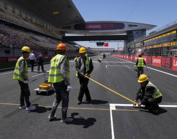 Formule 1 se vrací po pěti letech do Číny, Verstappen tam cílí na první triumf