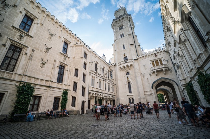 Kulturní památky v ČR loni navštívilo 21 milionů lidí, nejvíc přijelo Francouzů