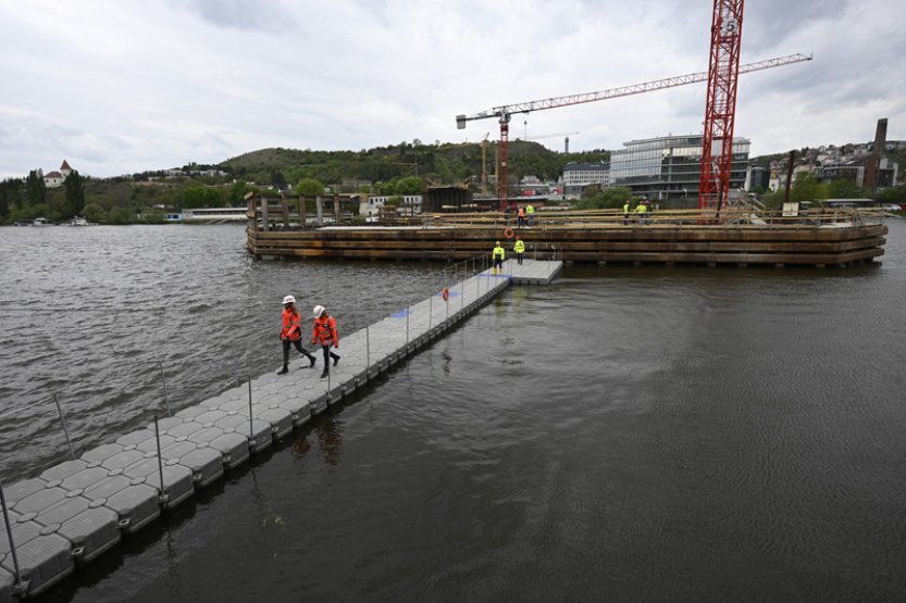 Dvorecký most je komplikovaná stavba, řekl ČTK stavbyvedoucí Metrostavu