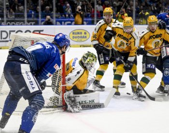 Hokejisté Vsetína se budou snažit v Brně v baráži proti Kladnu o první úspěch