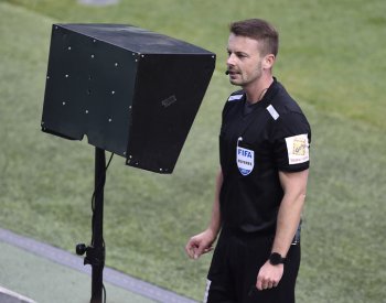 Komise rozhodčích kvůli porušení kodexu vyřadila z listiny sudí Orla a Horáka