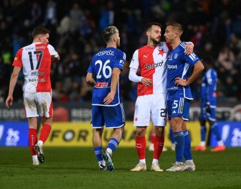 Fotbalisté Slavie se proti Olomouci chtějí udržet v kontaktu s vedoucí Spartou