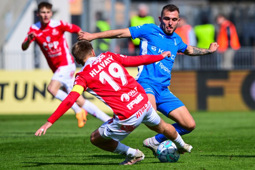 Fotbalisté Mladé Boleslavi vyhráli v Pardubicích a postoupili do skupiny o titul