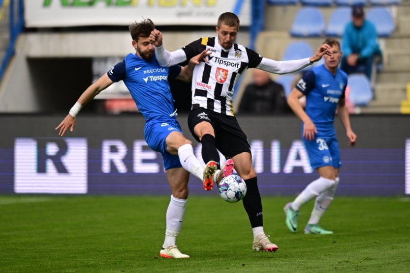 Fotbalisté Liberce se rozešli s Hradcem Králové bez branek a jsou šestí