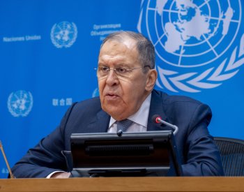 Lavrov obvinil USA a NATO z posedlosti vítězstvím nad Ruskem