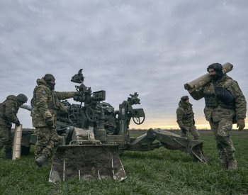 USA rychle pošlou Kyjevu zbraně a protivzdušnou obranu, řekl Biden