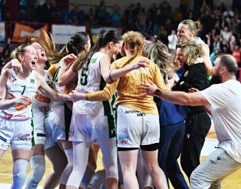 Basketbalistky USK podlehly ve finále Žabinám, v lize prohrály po 301 zápasech