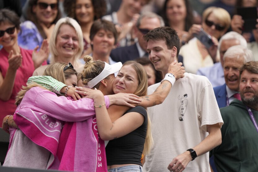 Wimbledonská vítězka Vondroušová se po dvou necelých letech rozvádí
