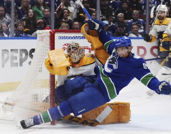 Hronkův Vancouver nestačil na Nashville, Rangers navýšili vedení v sérii