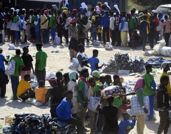 Pakt podle vybraných europoslanců zlepší výměnu dat, chybí vracení migrantů