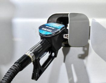 Ceny paliv dál rostou, benzin za týden zdražil o 28 haléřů, nafta o dva haléře