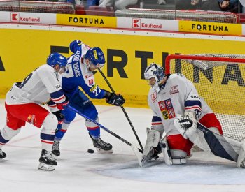 Obránce Špaček se uvedl v reprezentaci asistencí, dojmy si pochvaloval
