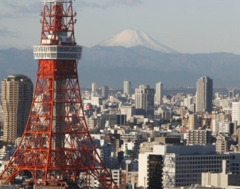 Ceny letenek do vzdálených destinací klesají, Japonsko předhání Bangkok