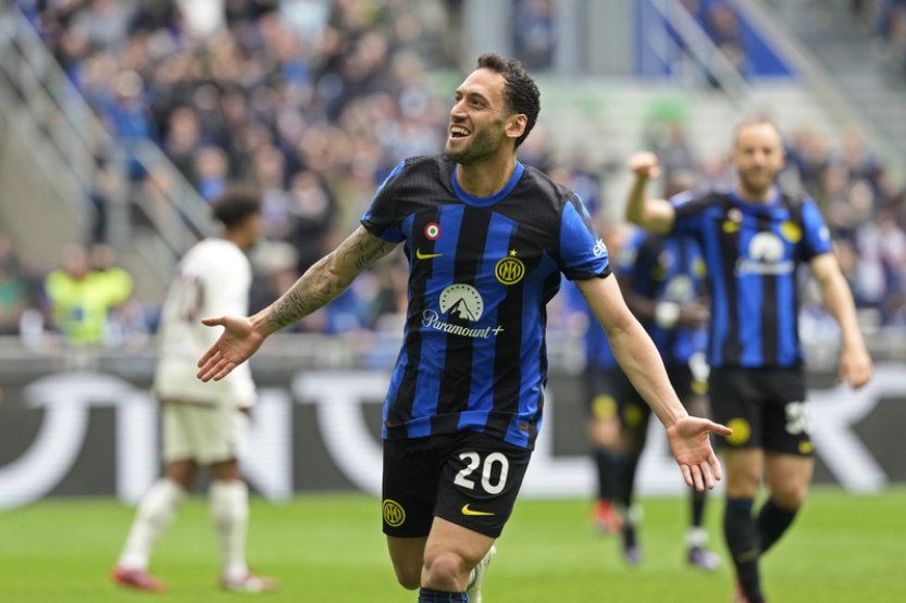 Inter v prvním zápase po zisku titulu zdolal Turín a prodloužil sérii bez prohry