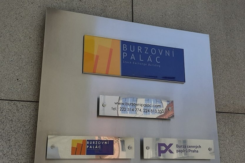 Po sérii tří poklesů v řadě si dnes pražská burza připsala téměř půl procenta