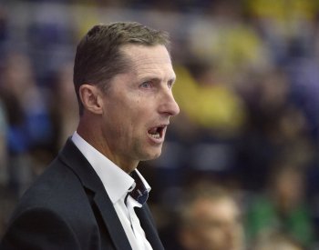 Trenéra Hořavu nahradí na střídačce Sparty Stavjaňa