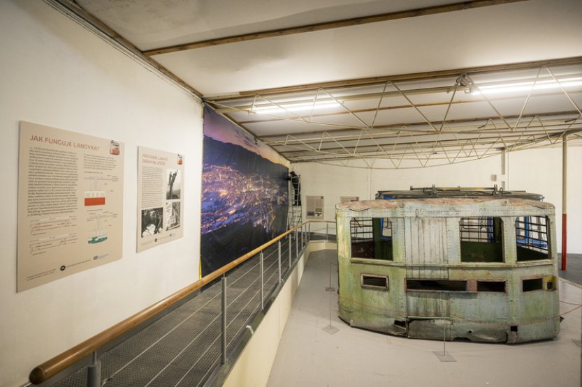 V Technickém muzeu v Liberci je první i poslední kabina lanovky na Ještěd