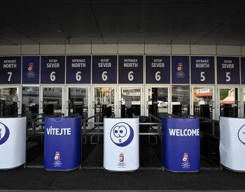 Fanouškovské fan zóny v Praze a v Ostravě budou bezhotovostní