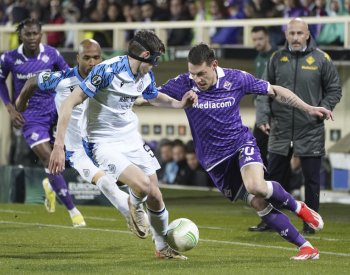 Přemožitel Plzně Fiorentina první semifinále Konferenční ligy vyhrála