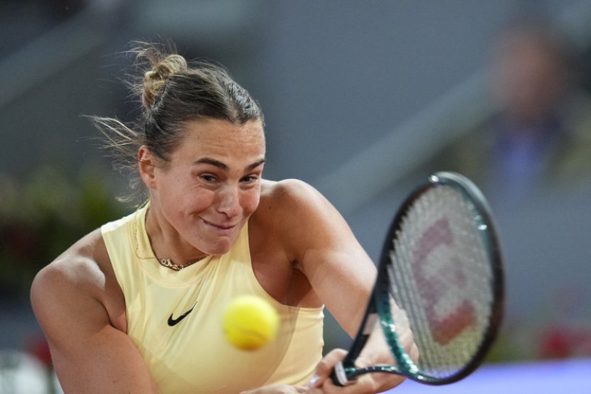 Ve finále turnaje v Madridu se znovu střetnou Šwiateková se Sabalenkovou