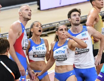 České běžecké štafety včetně bronzového mixu z MS čeká na Bahamách boj o OH