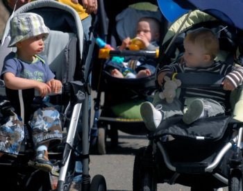 Výzkum: Ženy v Česku mají často méně dětí, než původně chtěly