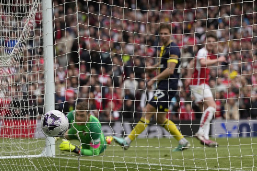 Arsenal si v anglické fotbalové lize poradil 3:0 s Bournemouthem