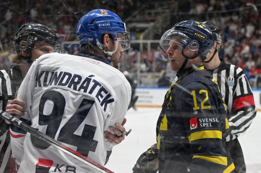 Kouč hokejistů Rulík: Byl to lepší výkon než proti Finům, věřím, že góly přijdou