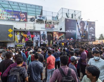 Jih Indie zachvátila filmová horečka, zaměstnanci dostávají kvůli premiéře volno