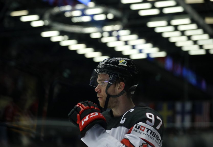 Nejužitečnějším hráčem NHL bude obhájce McDavid, Kučerov, nebo MacKinnon