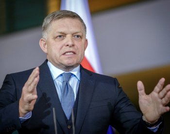Fico na výročí konce války opět kritizoval EU kvůli konfliktu na Ukrajině