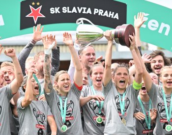 Fotbalistky Slavie opět ovládly po lize i pohárovou soutěž