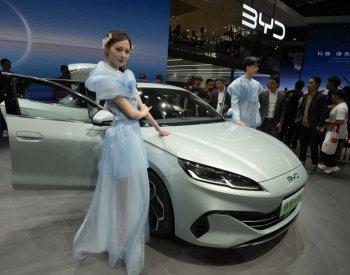 USA chystají cla na dovoz elektromobilů z Číny, píše Bloomberg