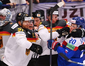Slovenští hokejisté vstoupili do MS porážkou s Německem 4:6