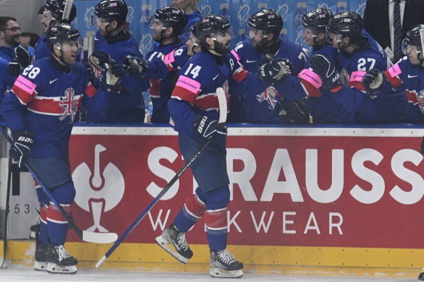 Úžasné, komentoval kanonýr Litvínova Kirk atmosféru MS v Praze