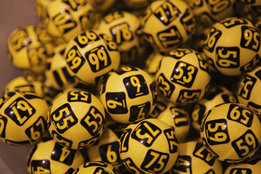 V Neapoli vyhrál sázející za dvě eura v loterii 101 milionů eur