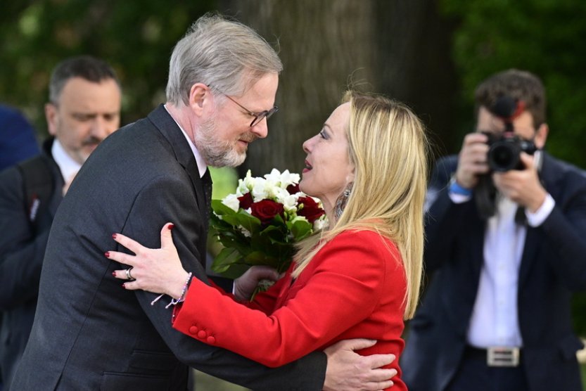 Fiala bude v Římě jednat s italskou premiérkou Meloniovou