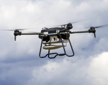 Ukrajina tvrdí, že v noci zničila 18 dronů, Rusko zase 25 raket