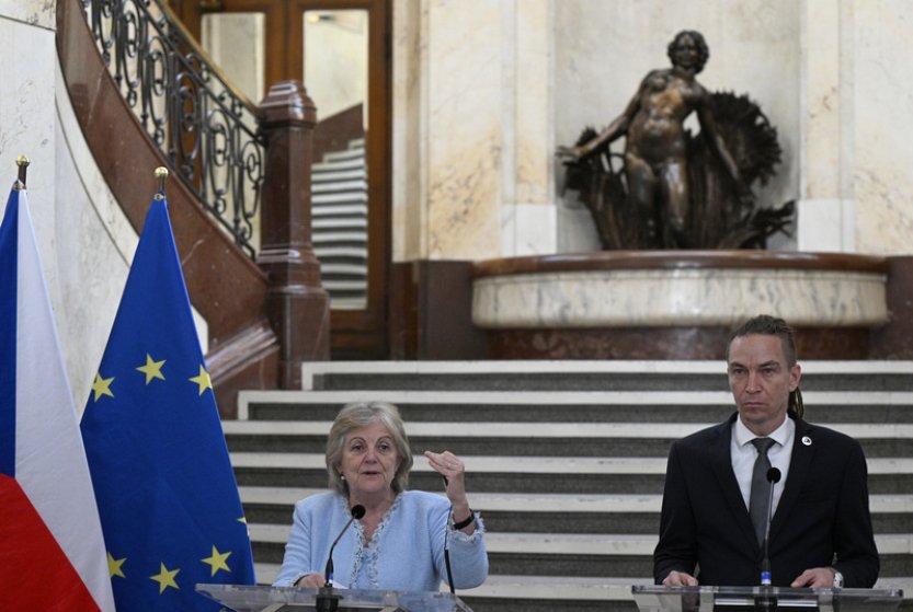 ČR vyčerpala peníze z EU z let 2014 až 2020, dál jich podle Bartoše bude míň