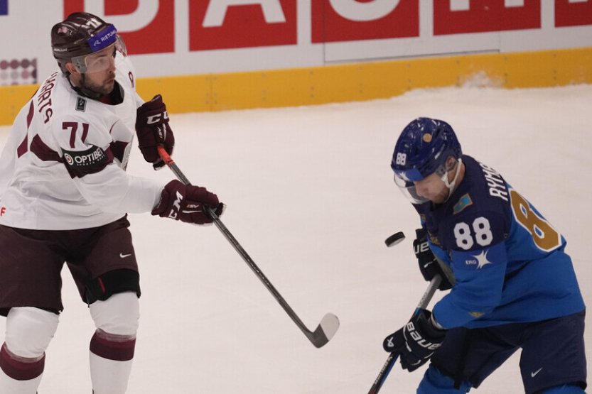 Hokejisté Lotyšska na MS vyhráli i potřetí, Kazachstán porazili 2:0