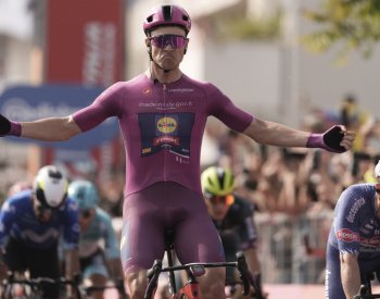 Ital Milan vyhrál v hromadném spurtu druhou etapu na letošním Giru