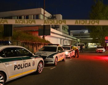Slovenská policie obvinila muže podezřelého z útoku na Fica z pokusu o vraždu