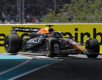 Formule 1 se vrací do Evropy, Verstappen chce v Imole obnovit vítěznou vlnu