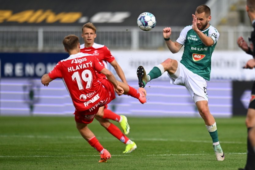 Jablonec si hladkým vítězstvím zajistil záchranu, Pardubice ještě jistotu nemají