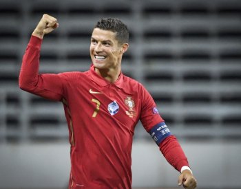Ronaldo je podle Forbesu počtvrté nejlépe placeným sportovcem