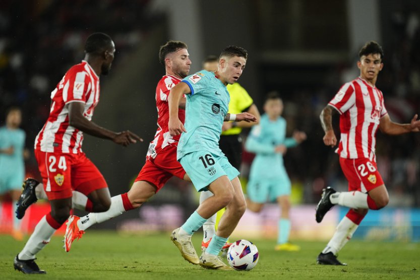 Fotbalisté Barcelony si díky výhře v Almeríi upevnili druhé místo v La Lize