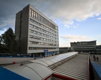 O další léčbě a převozu Fica rozhodne podle médií konzilium v pondělí